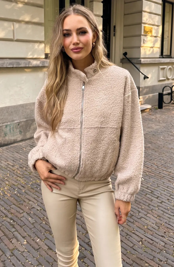 beige-teddy-bomberjack-extra-3