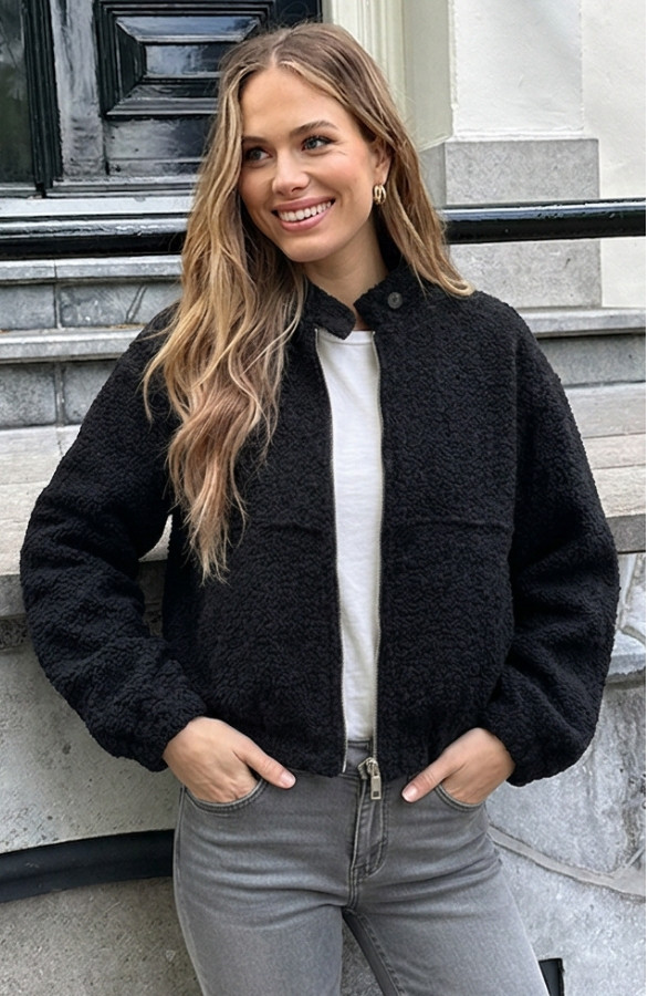 Boucle-Bomber-Coat-Met-Rits-Zwart-55-3