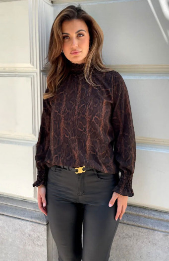 Col Bluse mit Schlangenmuster, Schokobraun