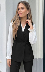 Shoulder-Detail-Wrap-Gilet-Zwart-5-4