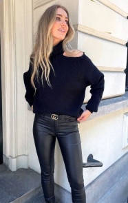 Soft-Col-Neck-Open-Shoulder-Zwart-58-3