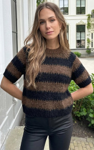 Soft-Striped-Sweater-Zwart-Choco-8